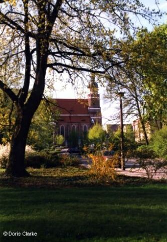 f_x_1999_cb_002.jpg